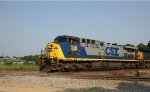 CSX 526 leads train Q776 across the "A" line at Maple